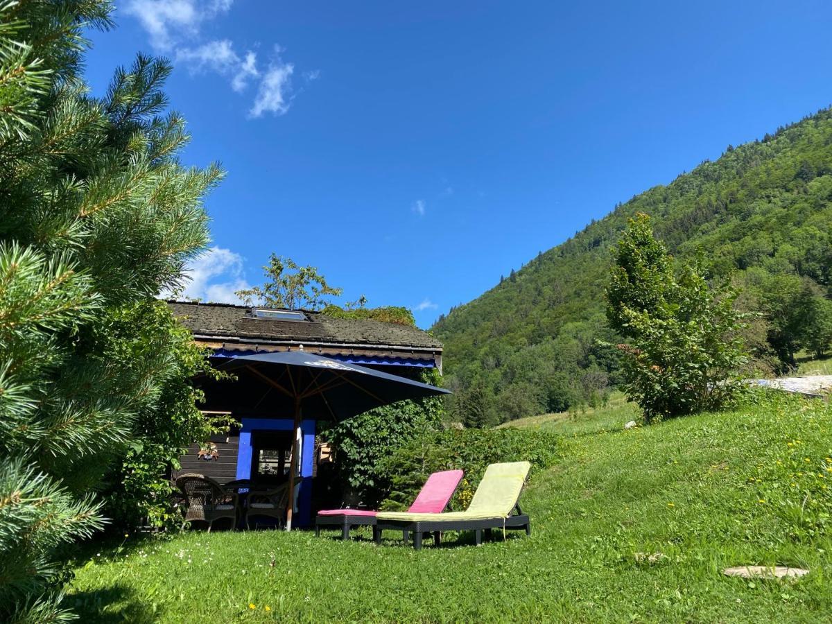 Micro-Lodge, Le Petit Nid D'Amour Montriond Exteriér fotografie