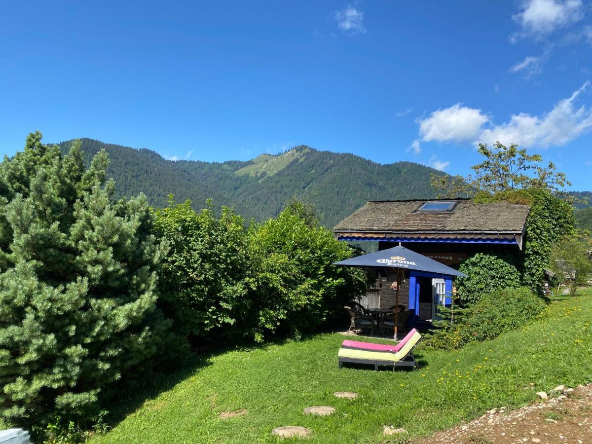 Micro-Lodge, Le Petit Nid D'Amour Montriond Exteriér fotografie